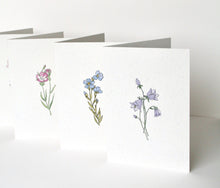 Load image into Gallery viewer, Set of 4 Recycled Wildflower Cards with Recycled Envelopes

